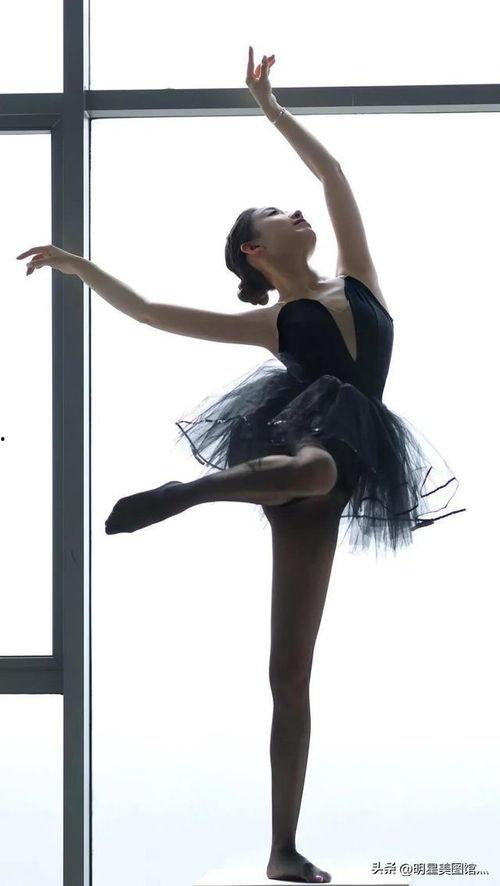 性感舞蹈简单视频教程,跟随简单视频教程轻松学会迷人舞步